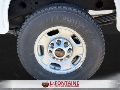 2024 GMC Sierra 2500 HD Pro