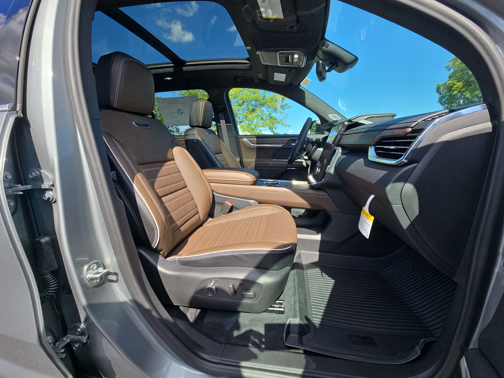 2027 GMC Acadia Denali Ultimate
