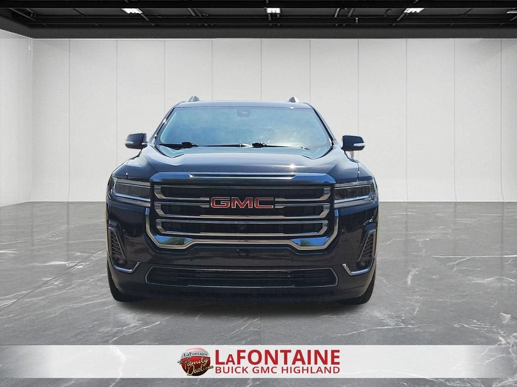 2023 GMC Acadia AT4