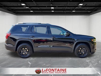 2023 GMC Acadia AT4