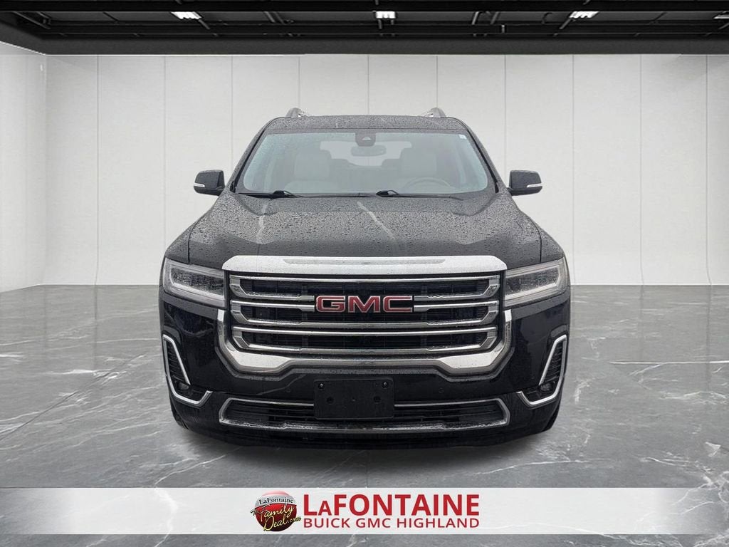 2023 GMC Acadia SLT