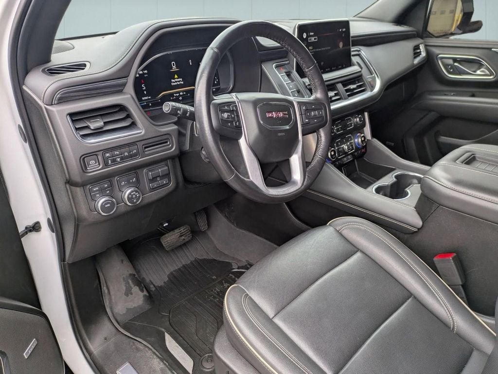 2022 GMC Yukon SLT