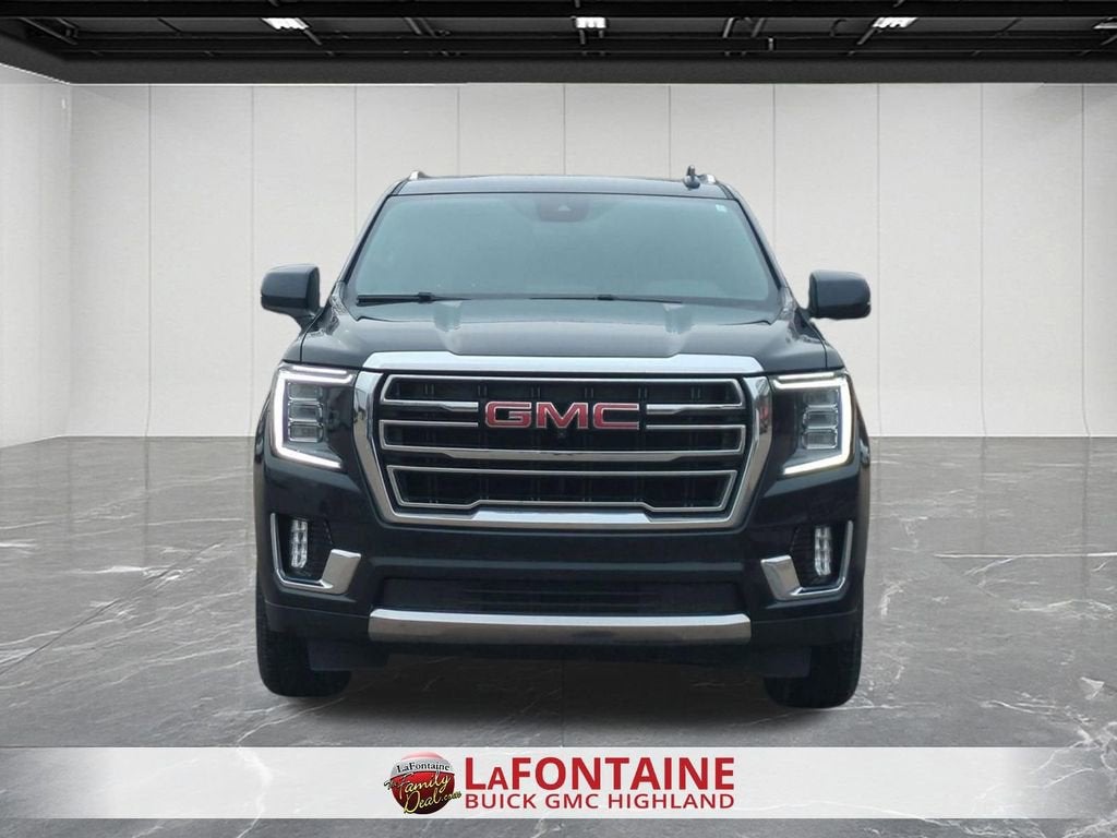 2023 GMC Yukon XL SLT