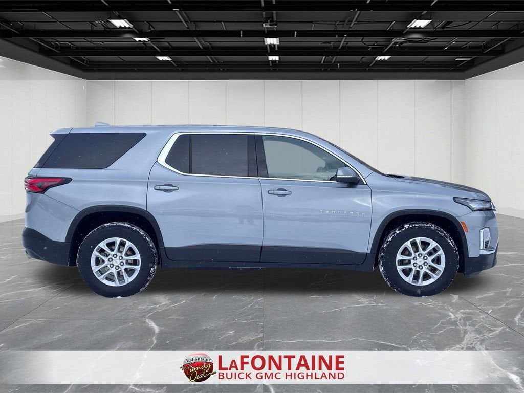 2023 Chevrolet Traverse LS