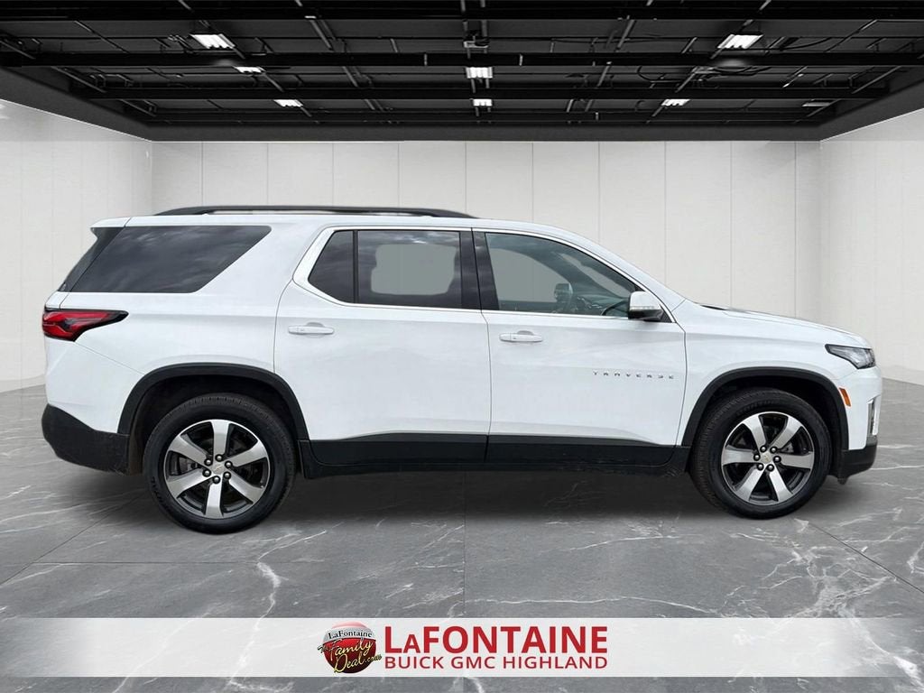 2023 Chevrolet Traverse LT Leather