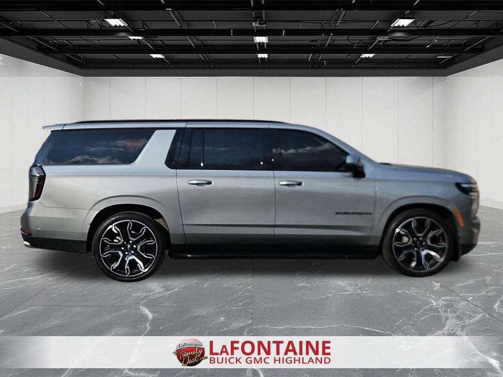 2025 Chevrolet Suburban RST