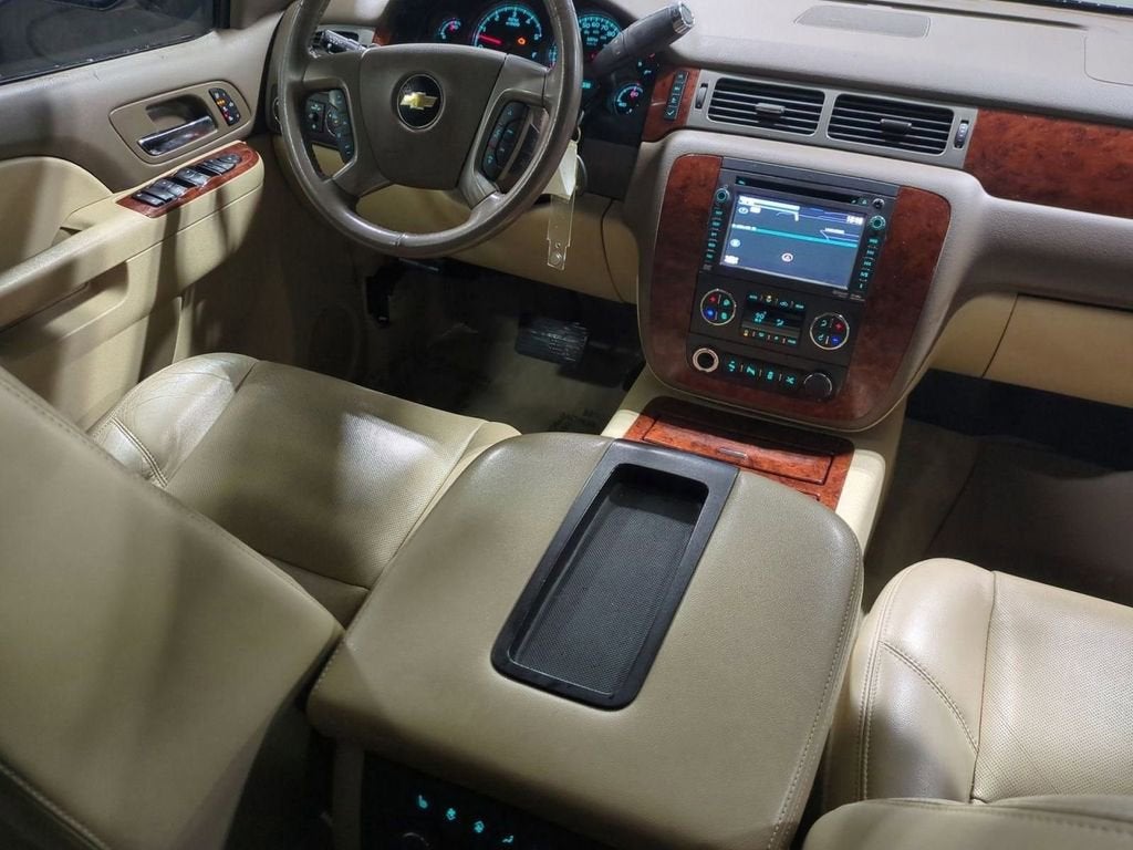 2014 Chevrolet Suburban LTZ