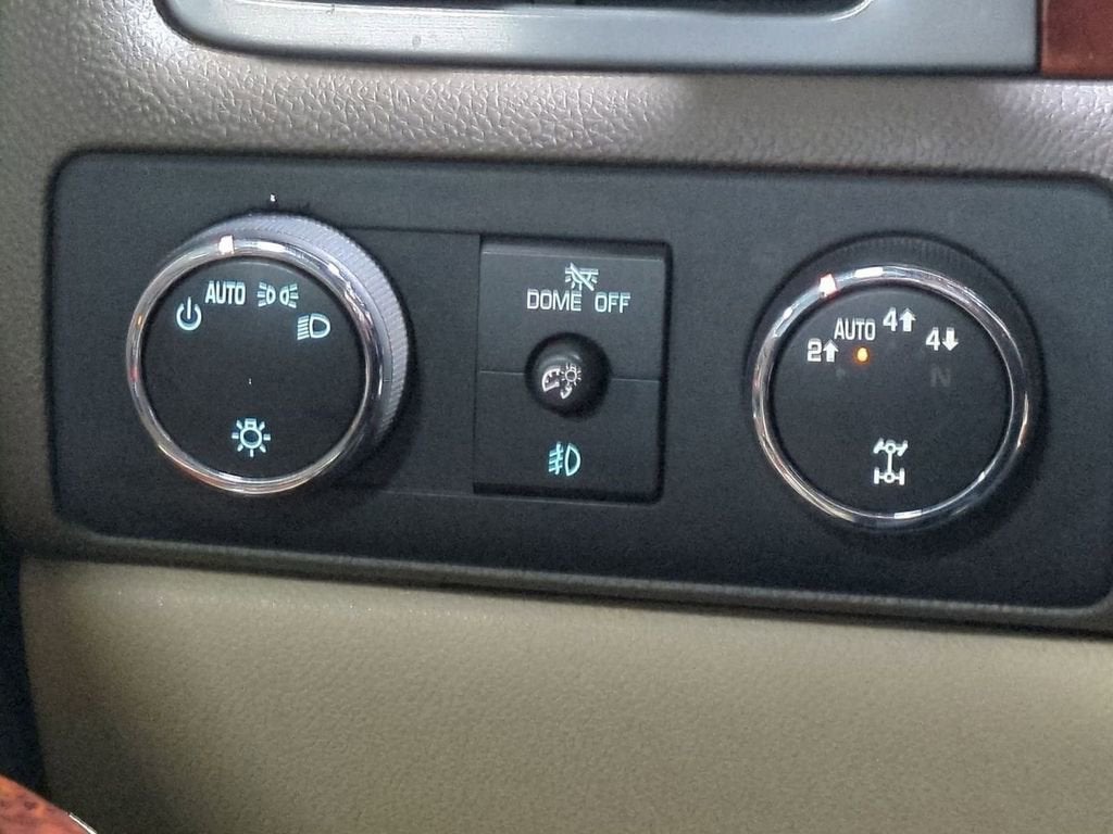 2014 Chevrolet Suburban LTZ