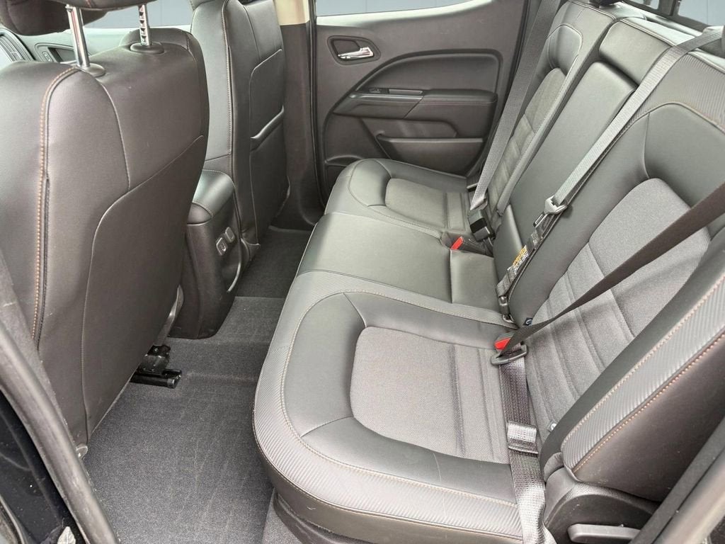 2022 GMC Canyon AT4 - Cloth