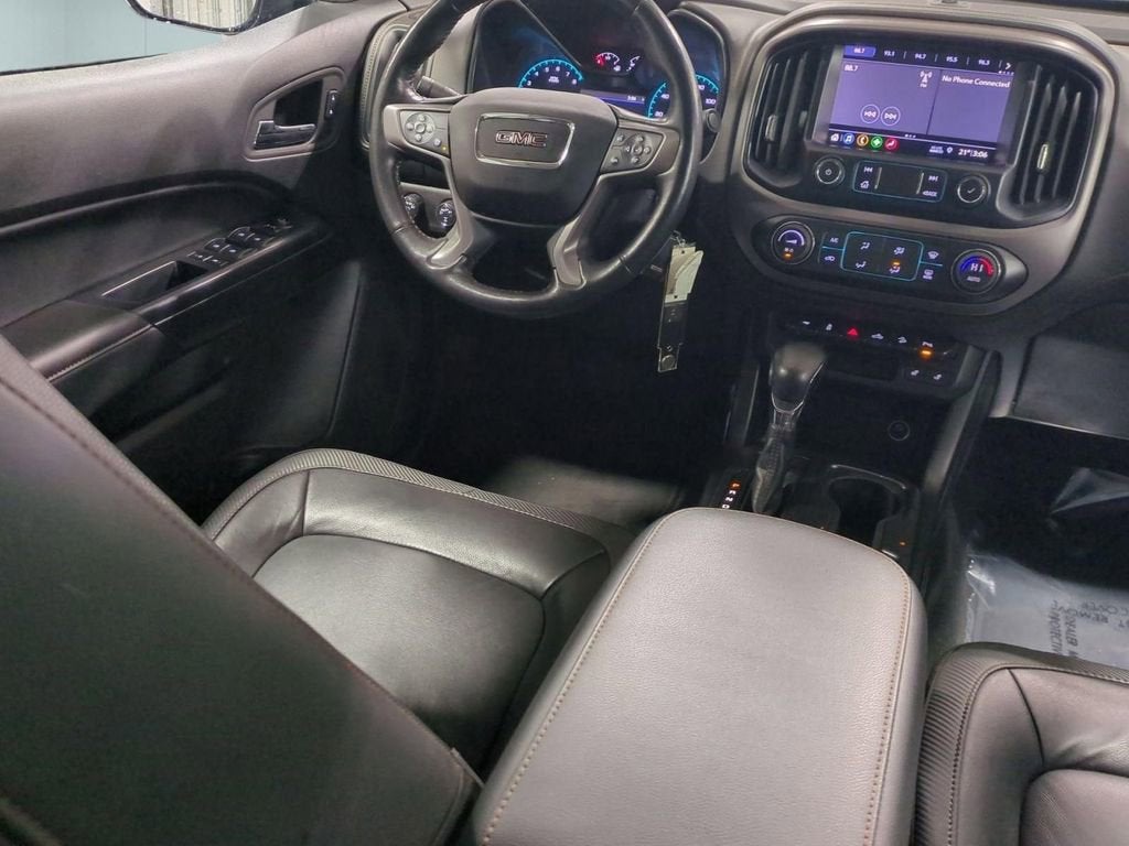 2022 GMC Canyon AT4 - Leather