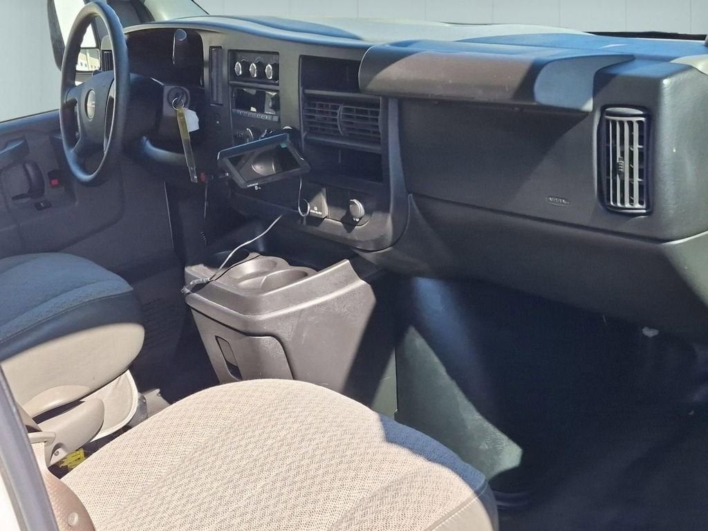 2017 GMC Savana Cargo 2500 Work Van