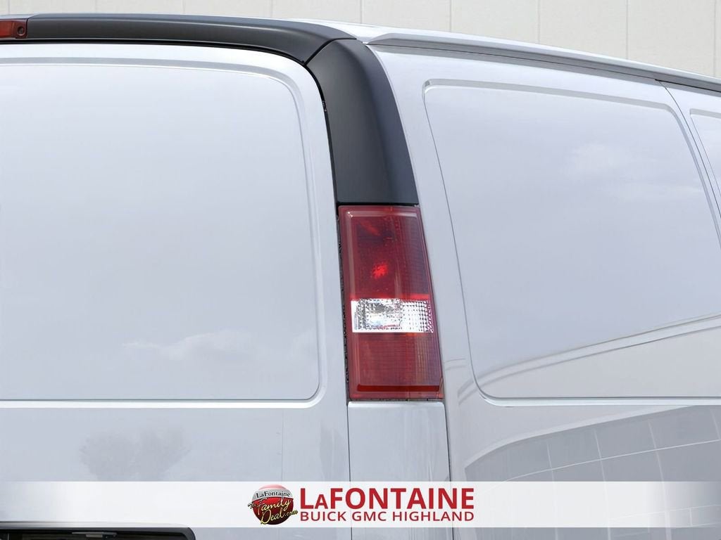 2025 GMC Savana Cargo 3500 Work Van