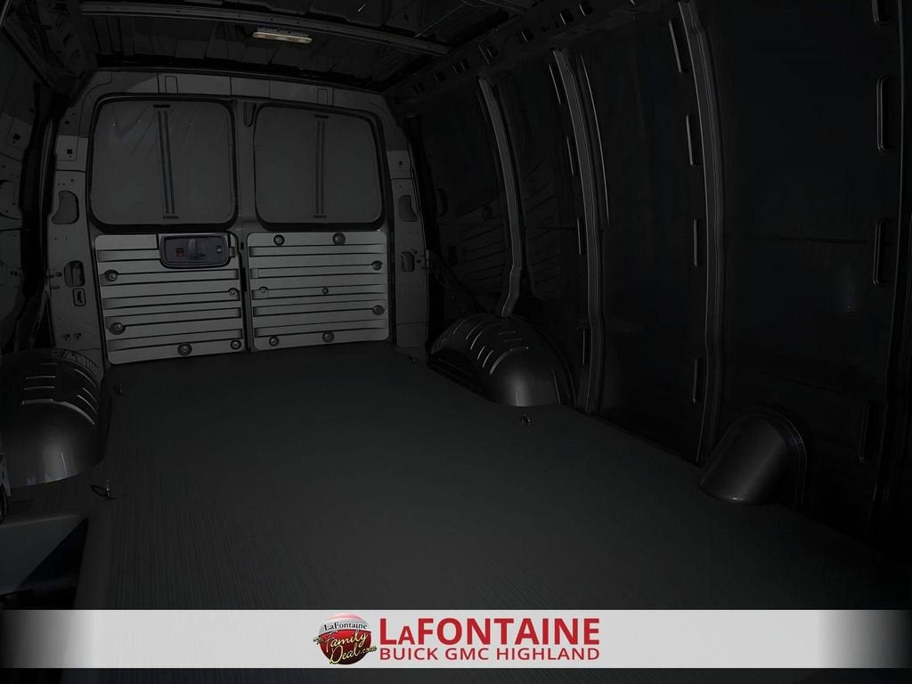 2025 GMC Savana Cargo 3500 Work Van
