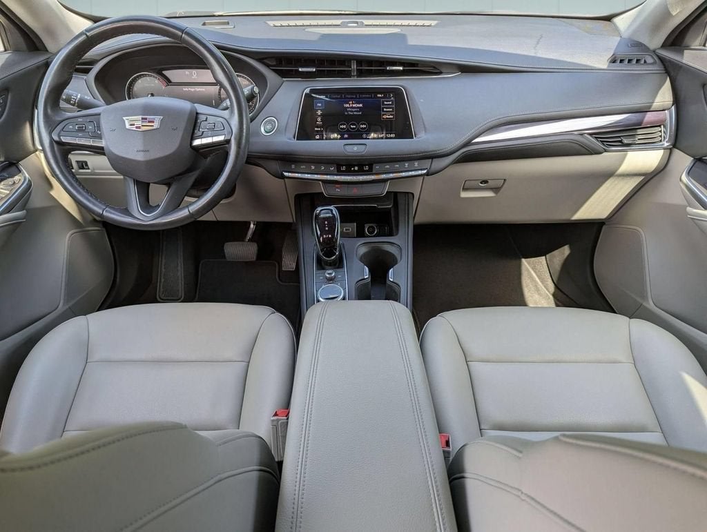 2023 Cadillac XT4 FWD Luxury