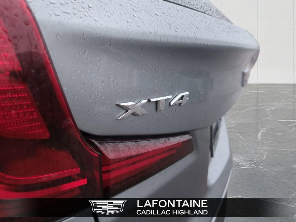 2023 Cadillac XT4 Luxury