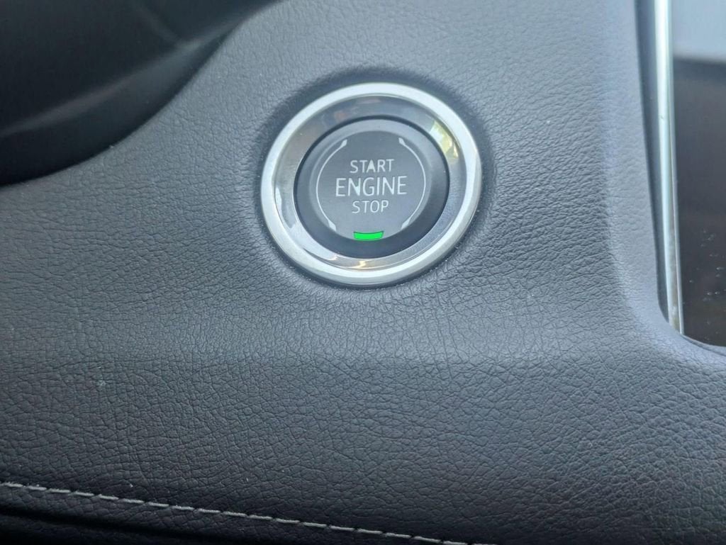 2019 Cadillac XT4 AWD Luxury