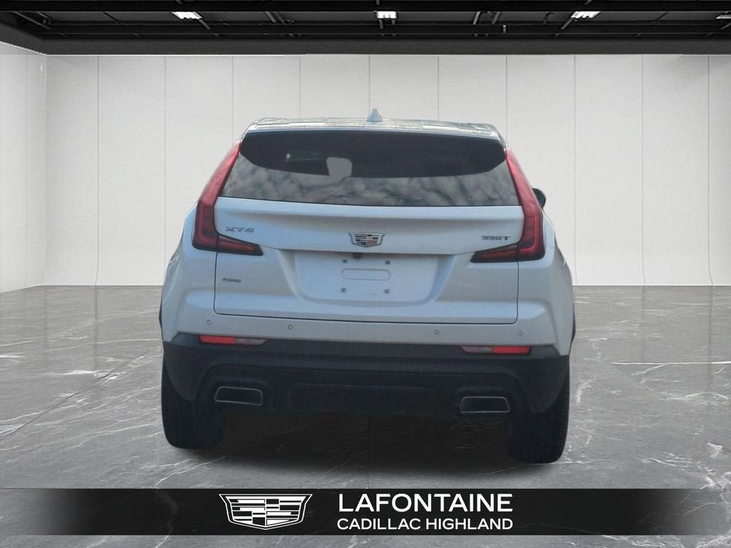 2023 Cadillac XT4 Luxury