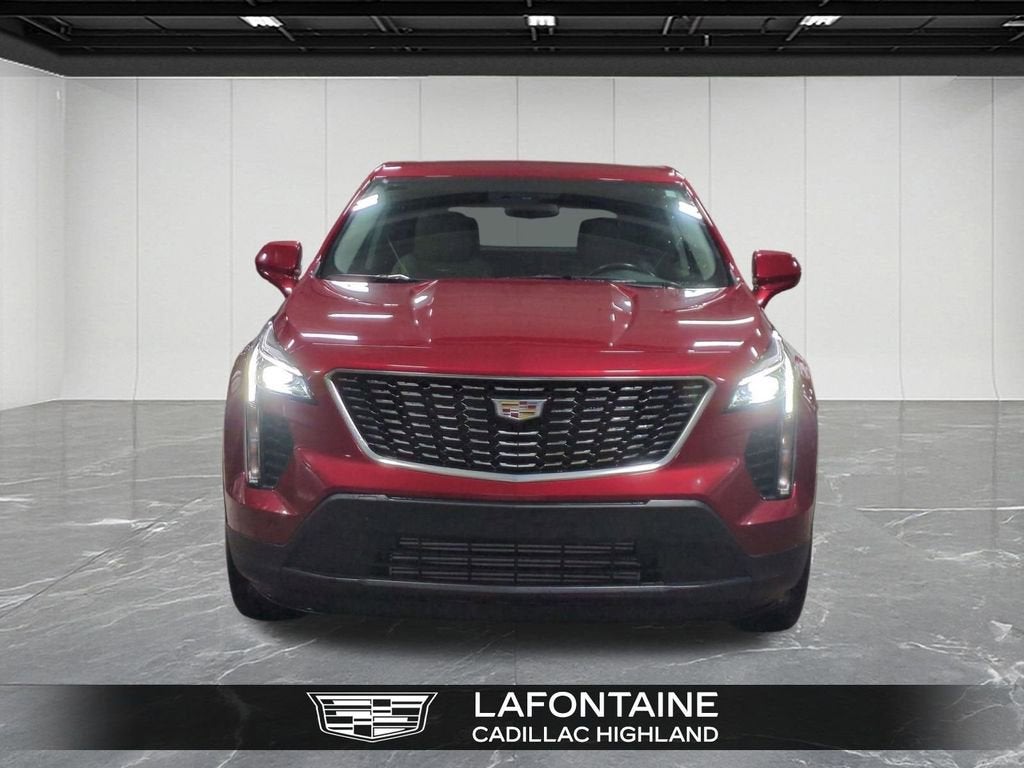 2023 Cadillac XT4 Luxury