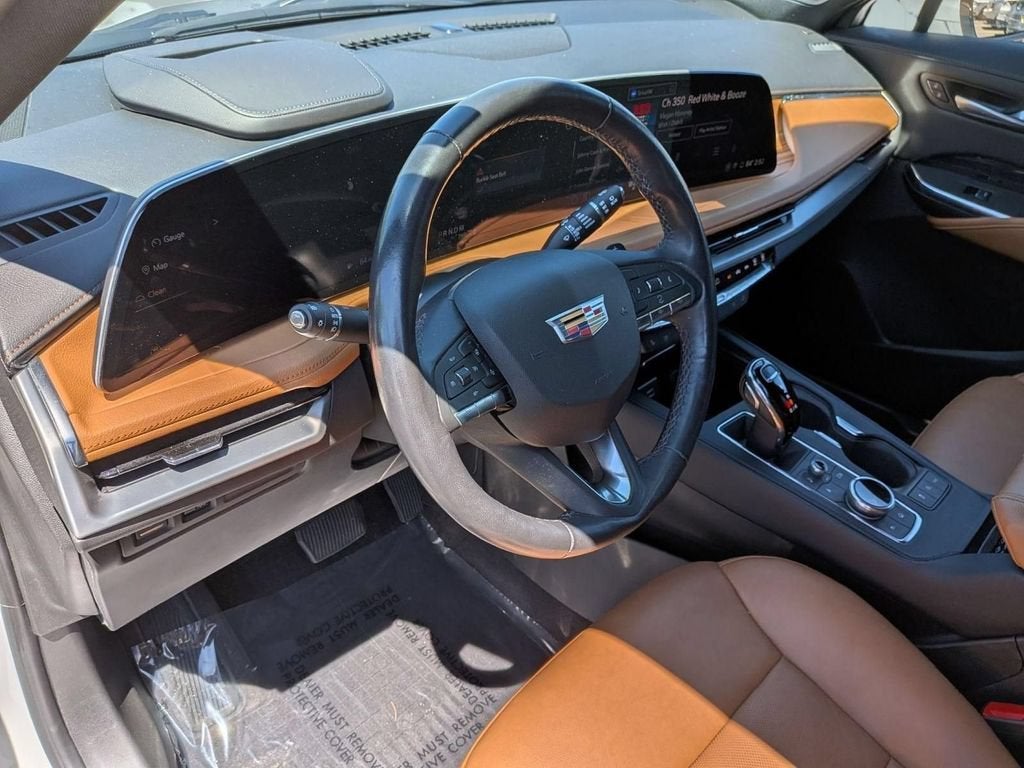 2024 Cadillac XT4 Premium Luxury