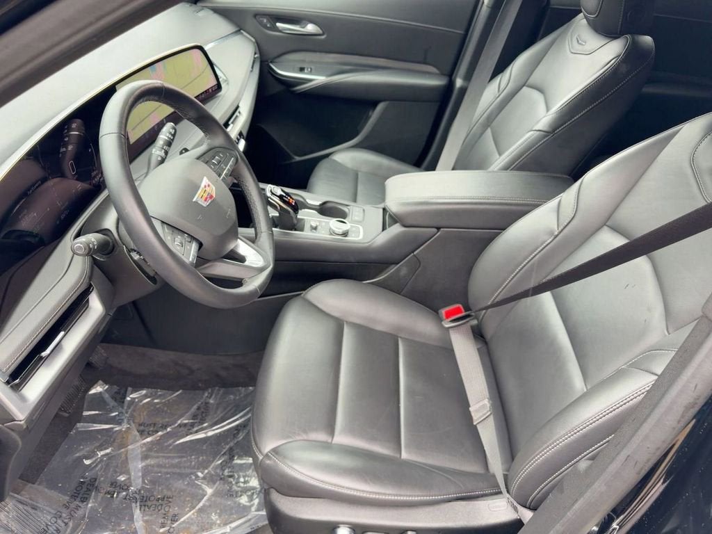 2025 Cadillac XT4 Premium Luxury