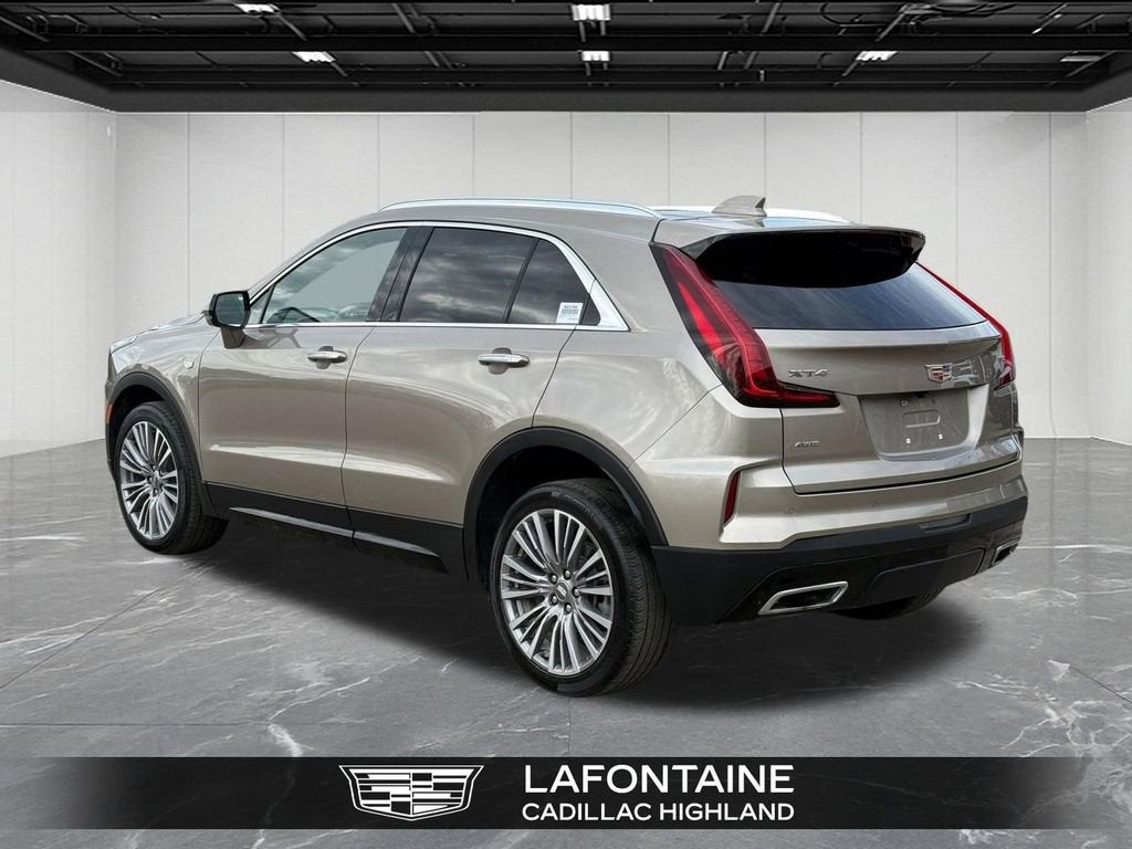 2024 Cadillac XT4 Premium Luxury