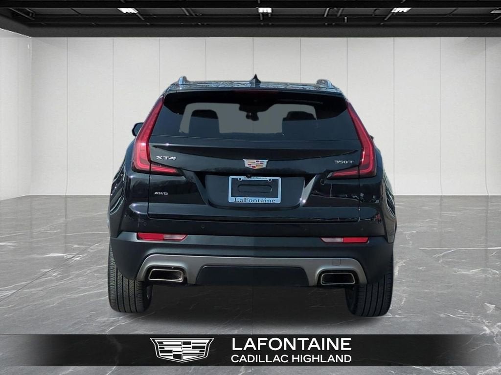 2023 Cadillac XT4 Premium Luxury