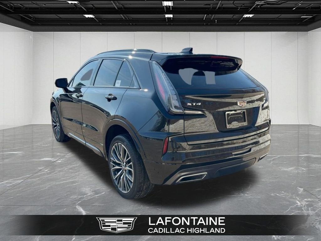 2024 Cadillac XT4 Sport