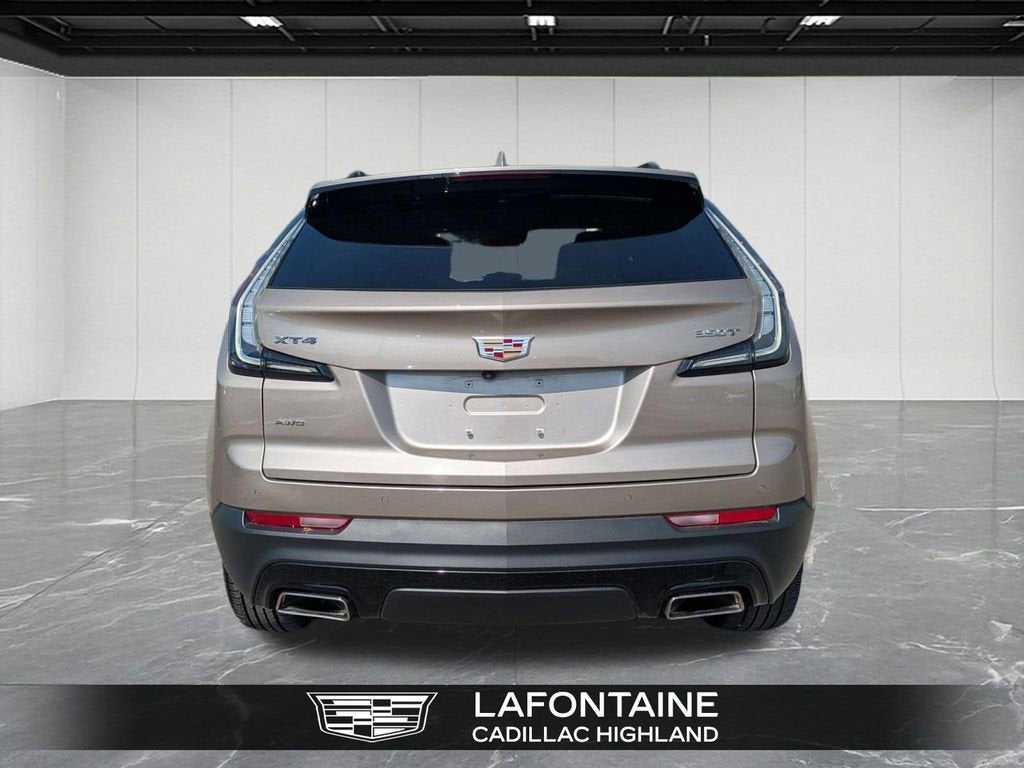 2023 Cadillac XT4 Sport