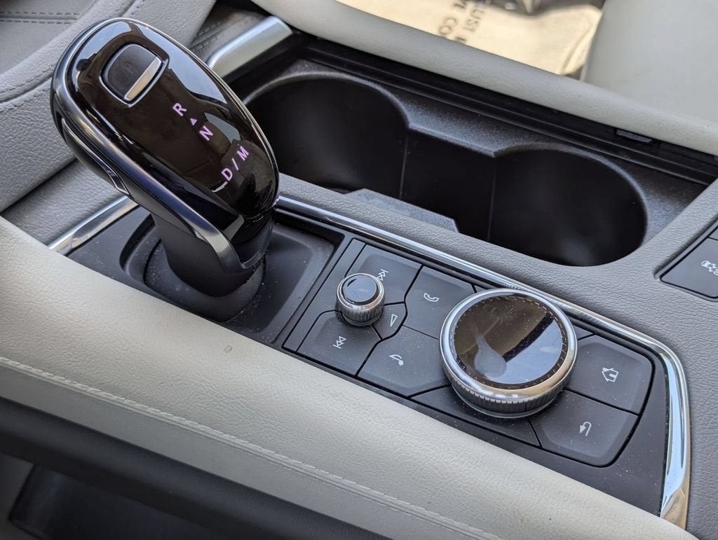 2022 Cadillac XT5 FWD Premium Luxury