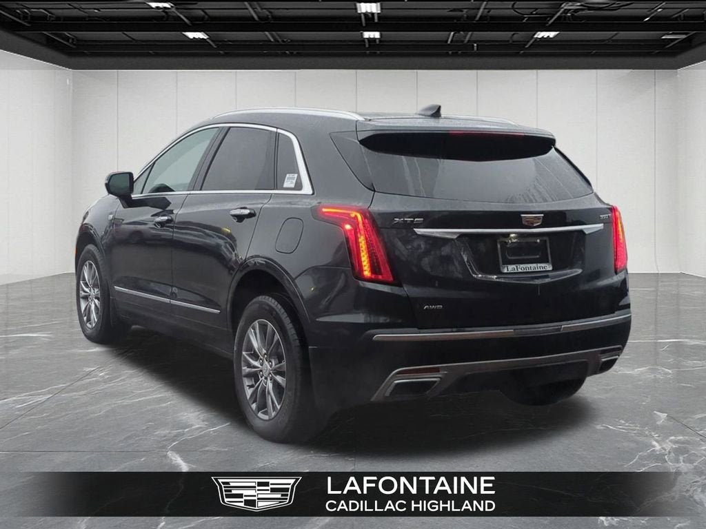 2022 Cadillac XT5 Premium Luxury