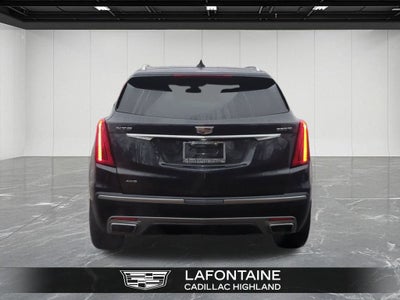 2022 Cadillac XT5 Premium Luxury