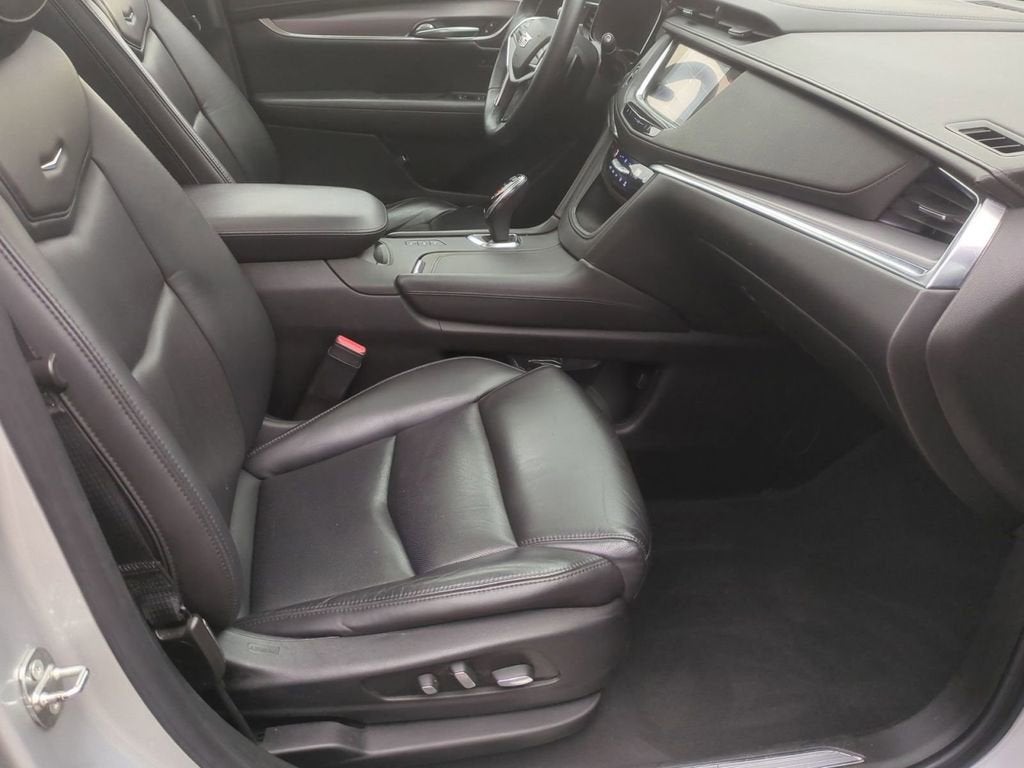 2018 Cadillac XT5 Luxury AWD