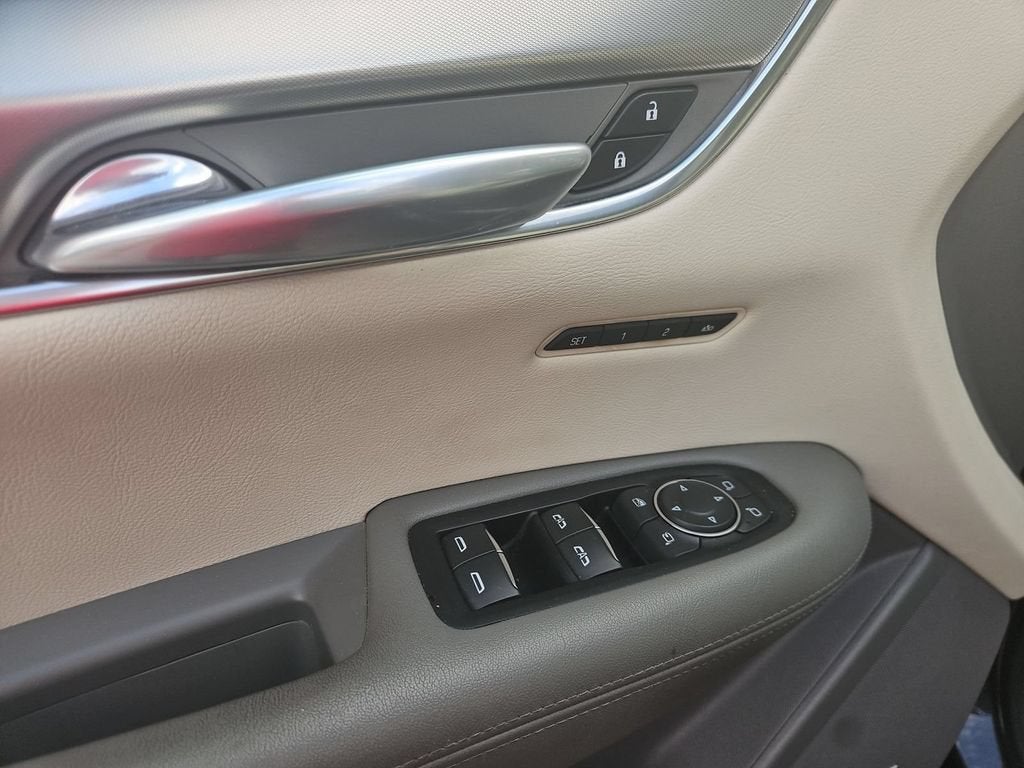 2018 Cadillac XT5 Luxury AWD