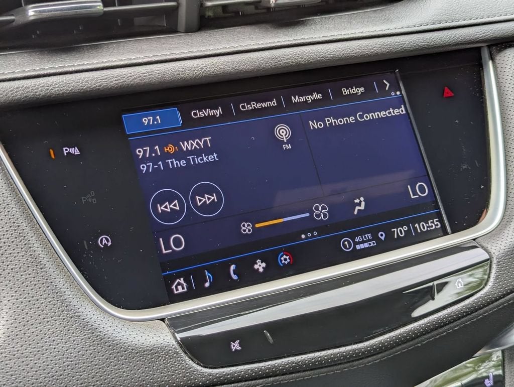 2022 Cadillac XT5 AWD Premium Luxury