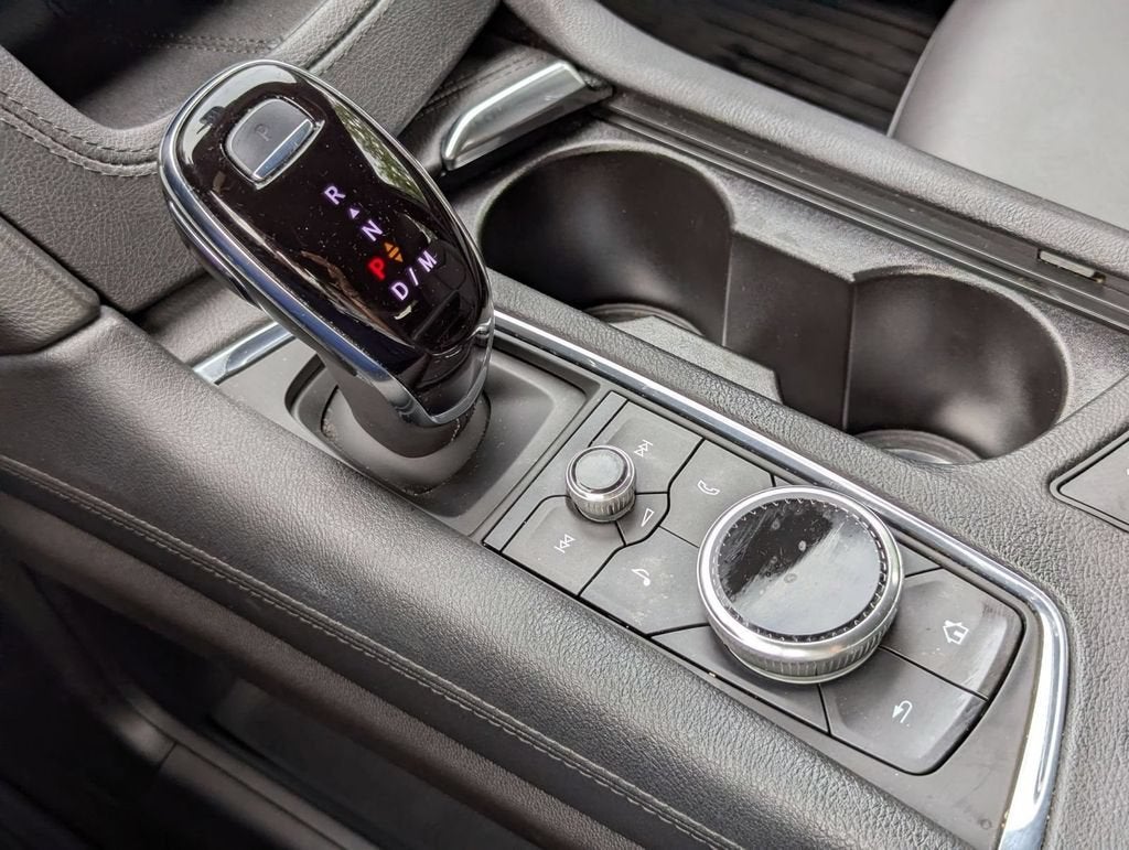 2022 Cadillac XT5 AWD Premium Luxury