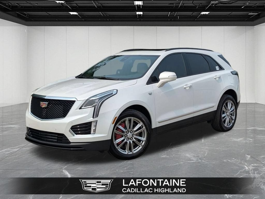 2025 Cadillac XT5 Sport