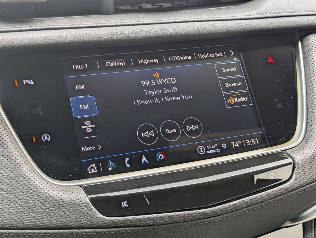2025 Cadillac XT5 Sport