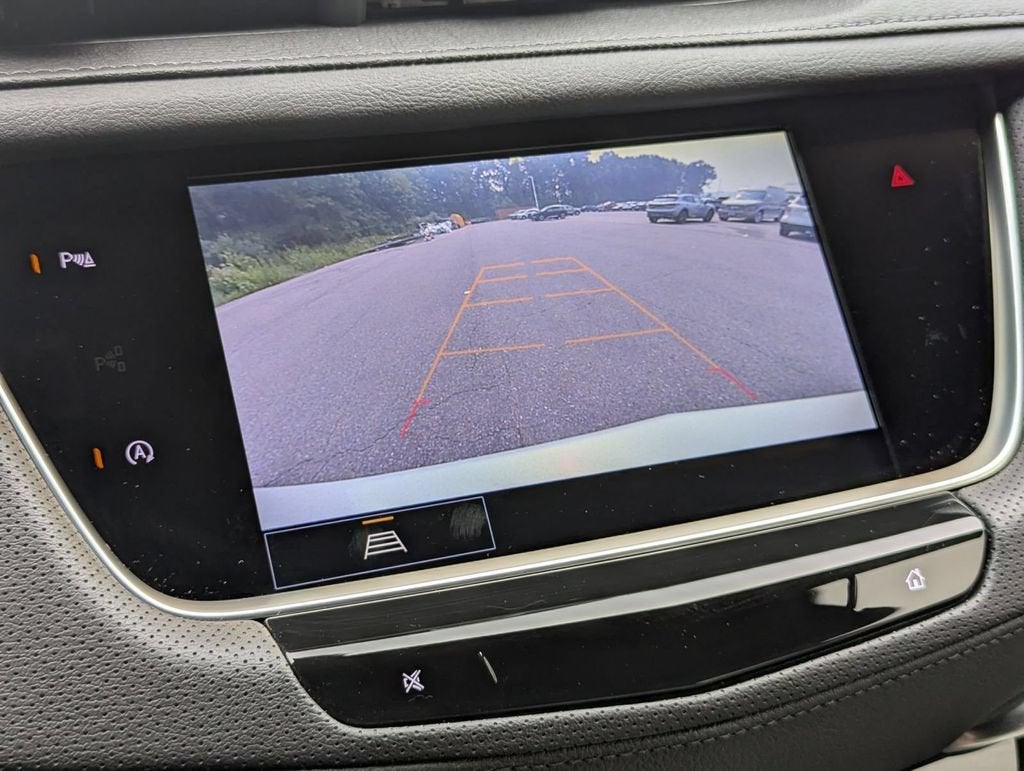 2025 Cadillac XT5 Sport
