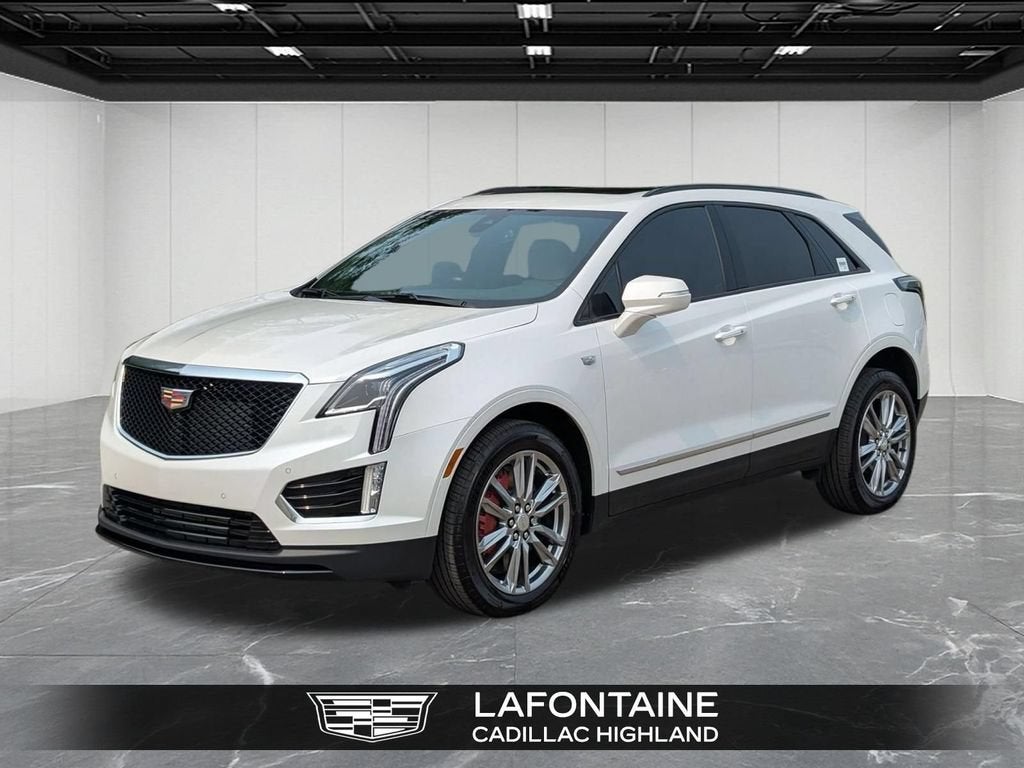 2025 Cadillac XT5 Sport