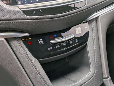 2025 Cadillac XT6 Luxury