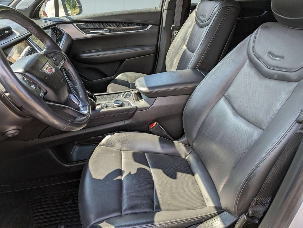 2023 Cadillac XT6 AWD Premium Luxury