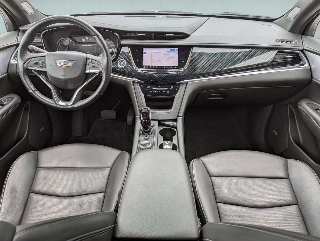 2023 Cadillac XT6 Premium Luxury