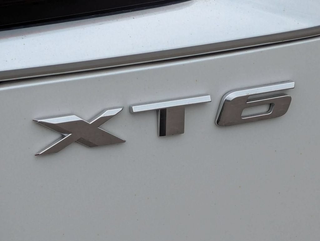 2023 Cadillac XT6 Premium Luxury