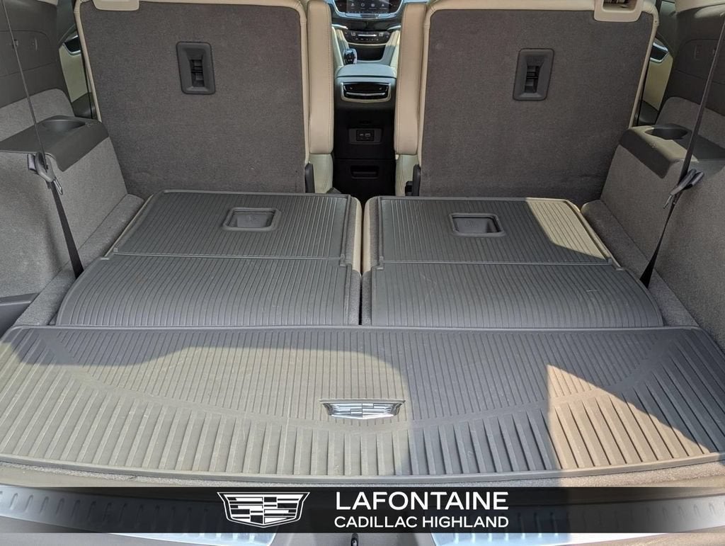 2025 Cadillac XT6 Premium Luxury