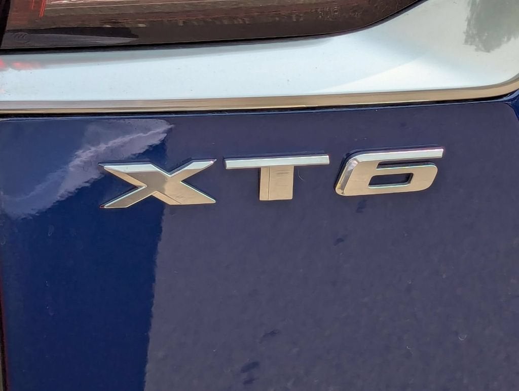2025 Cadillac XT6 Premium Luxury