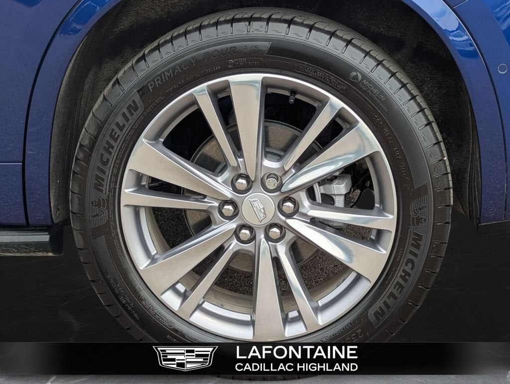 2025 Cadillac XT6 Premium Luxury