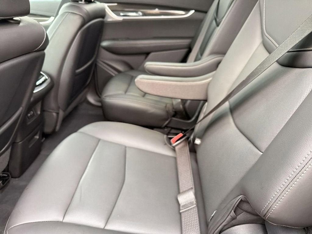 2022 Cadillac XT6 Sport