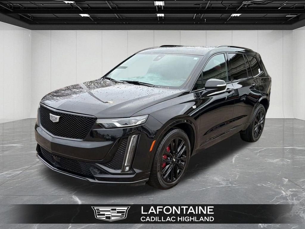 2022 Cadillac XT6 Sport