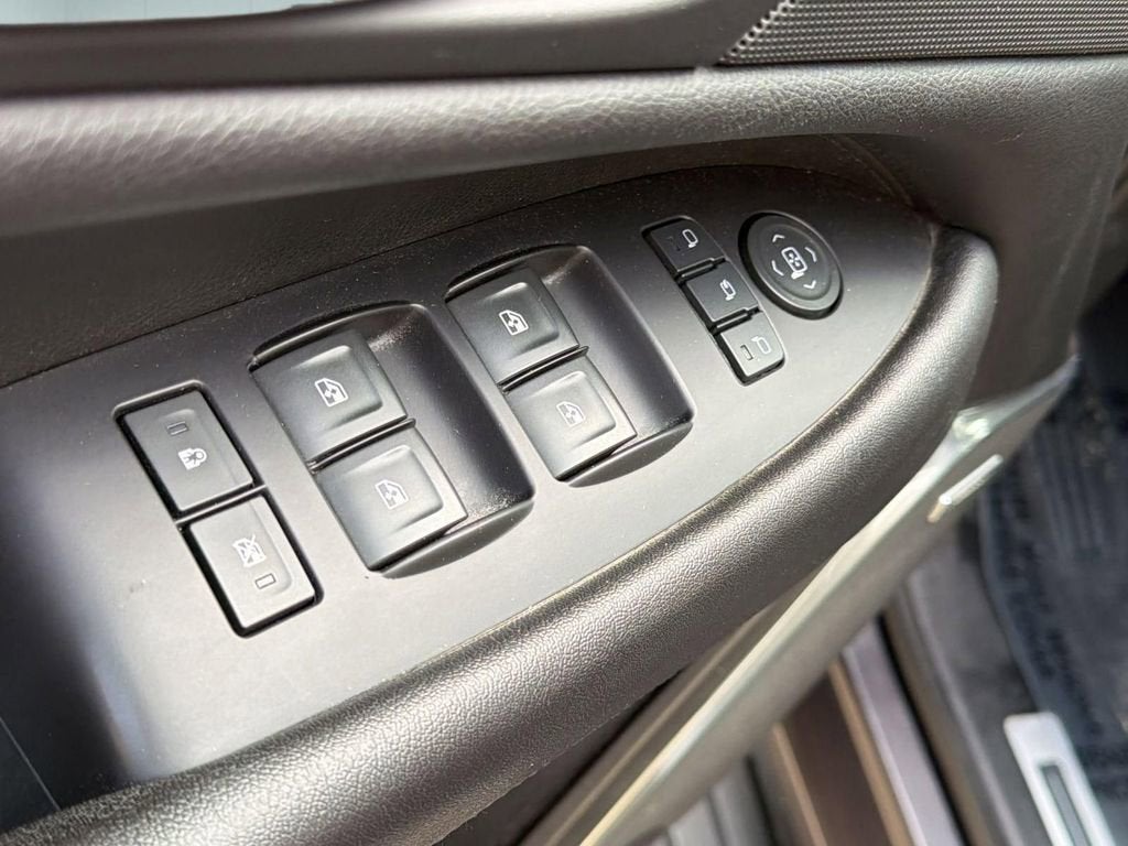 2018 Cadillac Escalade Luxury