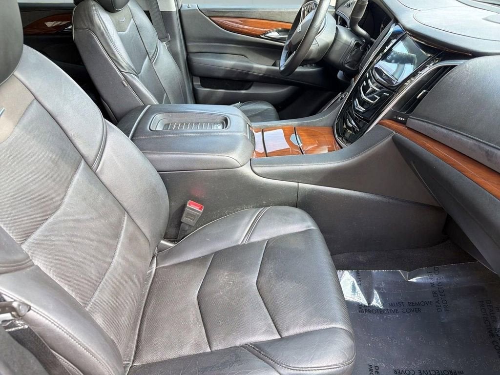 2018 Cadillac Escalade Luxury